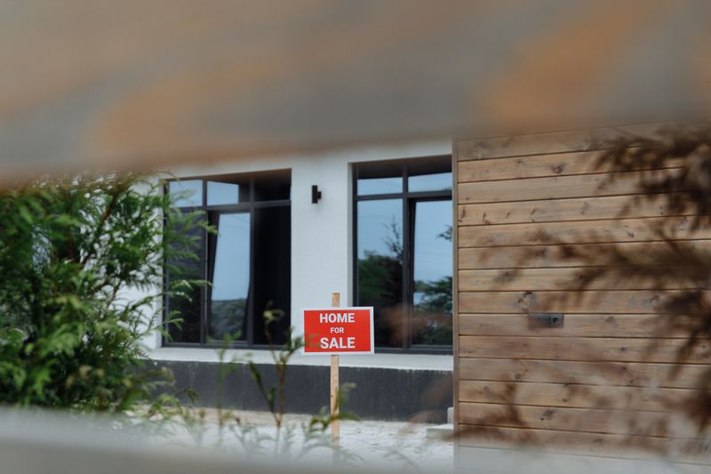 Can You Sell a House During Probate in Florida?